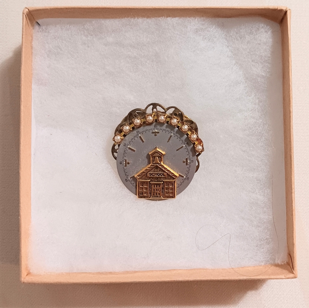Vintage Brooch
